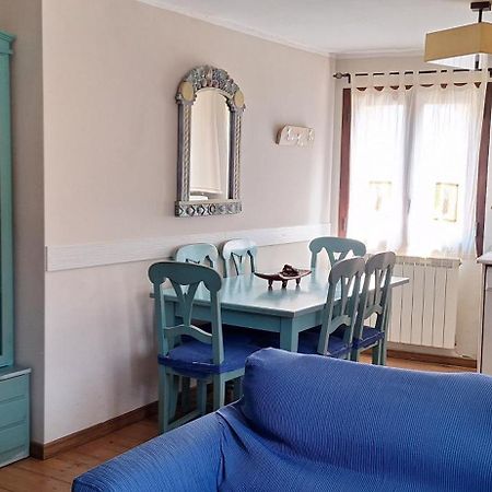 Apartamentos Turisticos Batlle Laspaules Luaran gambar