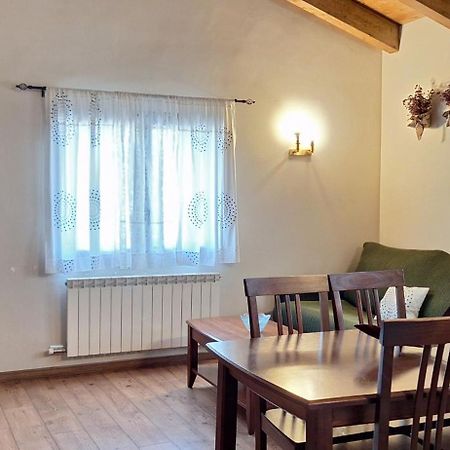 Apartamentos Turisticos Batlle Laspaules Luaran gambar