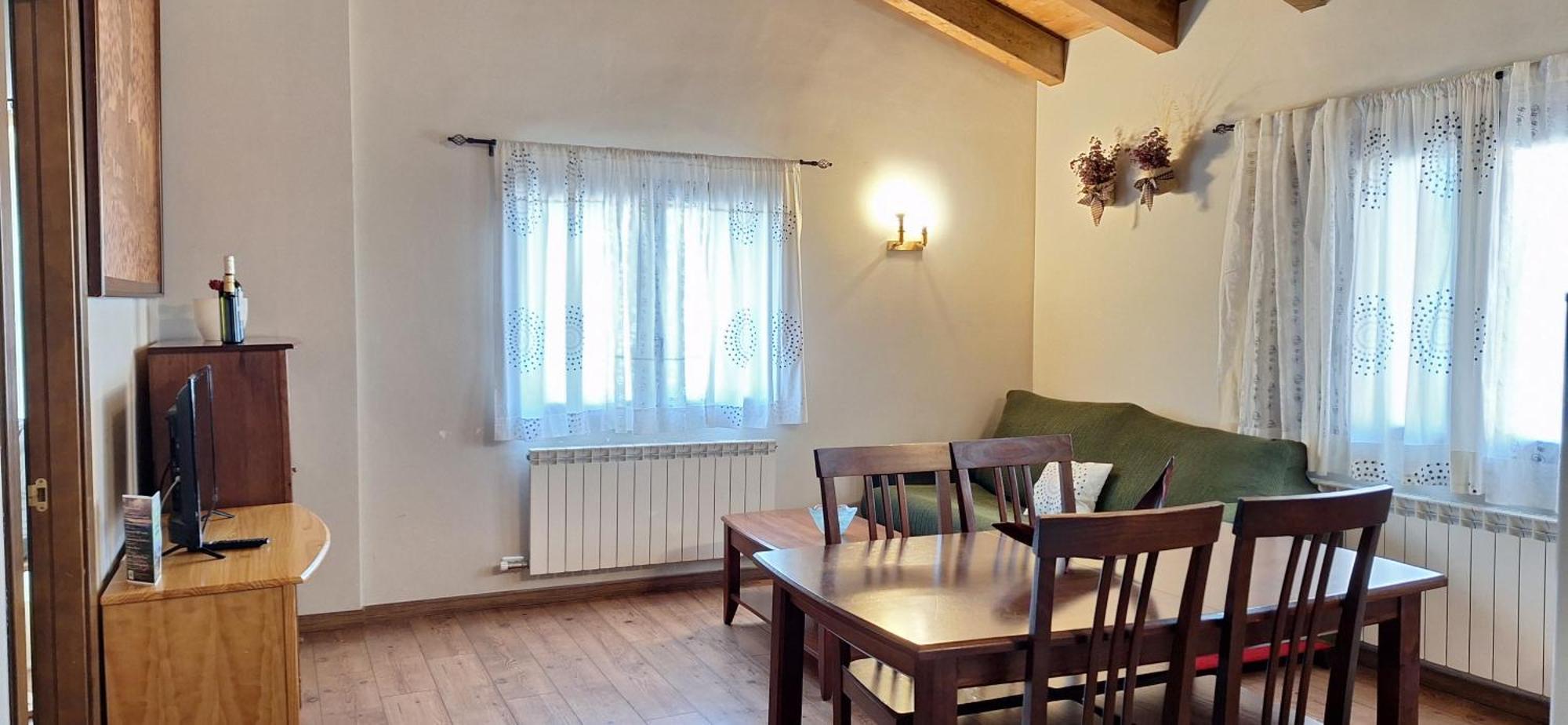 Apartamentos Turisticos Batlle Laspaules Luaran gambar