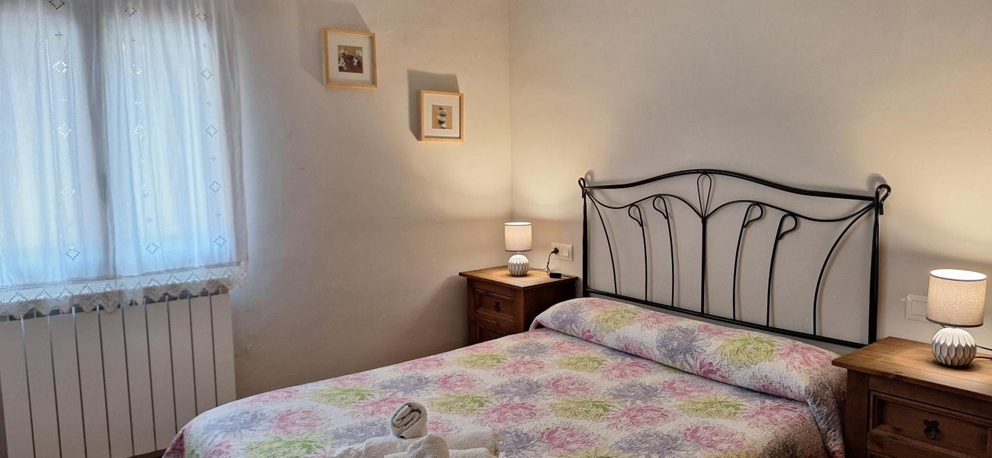 Apartamentos Turisticos Batlle Laspaules Luaran gambar