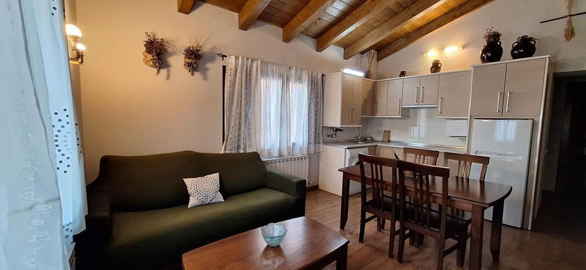 Apartamentos Turisticos Batlle Laspaules Luaran gambar