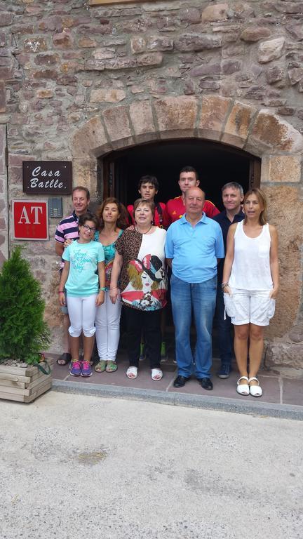 Apartamentos Turisticos Batlle Laspaules Luaran gambar